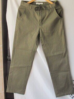 Tilley Wanderer Collection Olive Green Pants 30" x 28.5", Made in Canada    U112